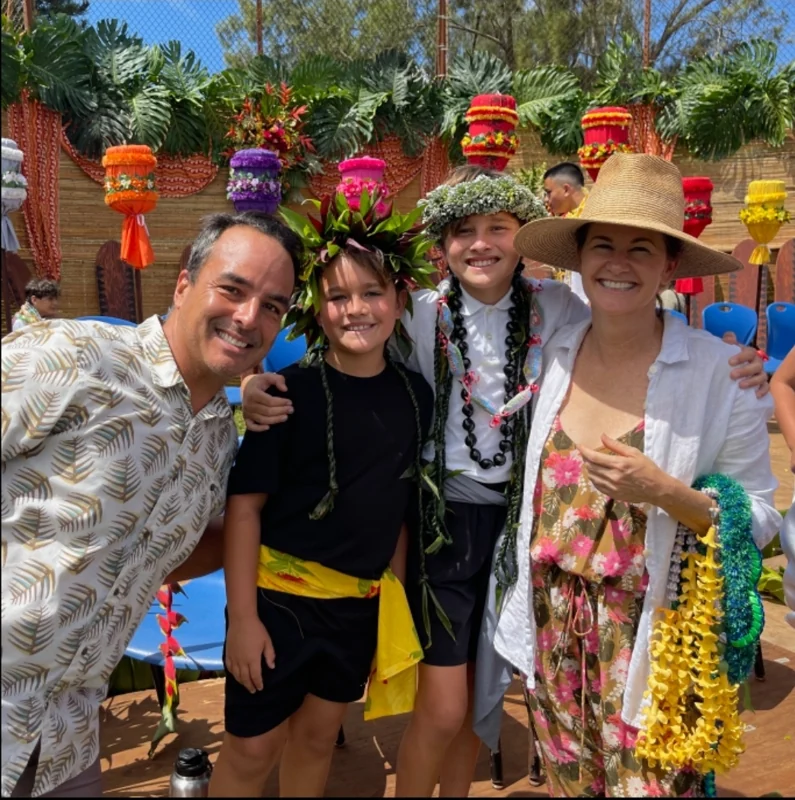 Alizabeth House with her family